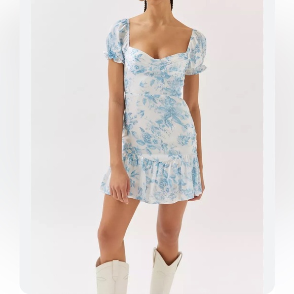 Urban Outfitters Kiss the Sky Floral Print Sweetheart Mini Dress - Picture 10 of 11